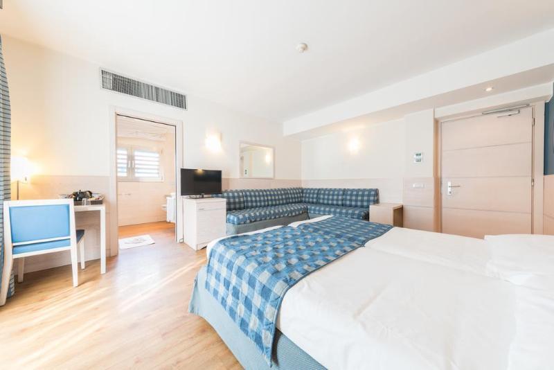Caravel Bike Hotel Torbole Sul Garda Exterior photo